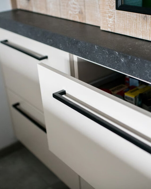 Dauby STUK MEUBELGREEP PMQ-224 VEROUDERD IJZER - ZWART (VO) 224mm