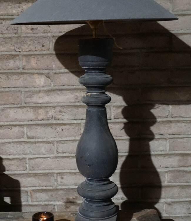 Rene Houtman Houten Balusterlamp | H70 x B13 x D13 cm