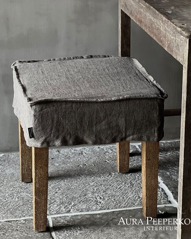 Aura Peeperkorn Pouf Small | Linnen Stof | H45 x B45 x D45 cm