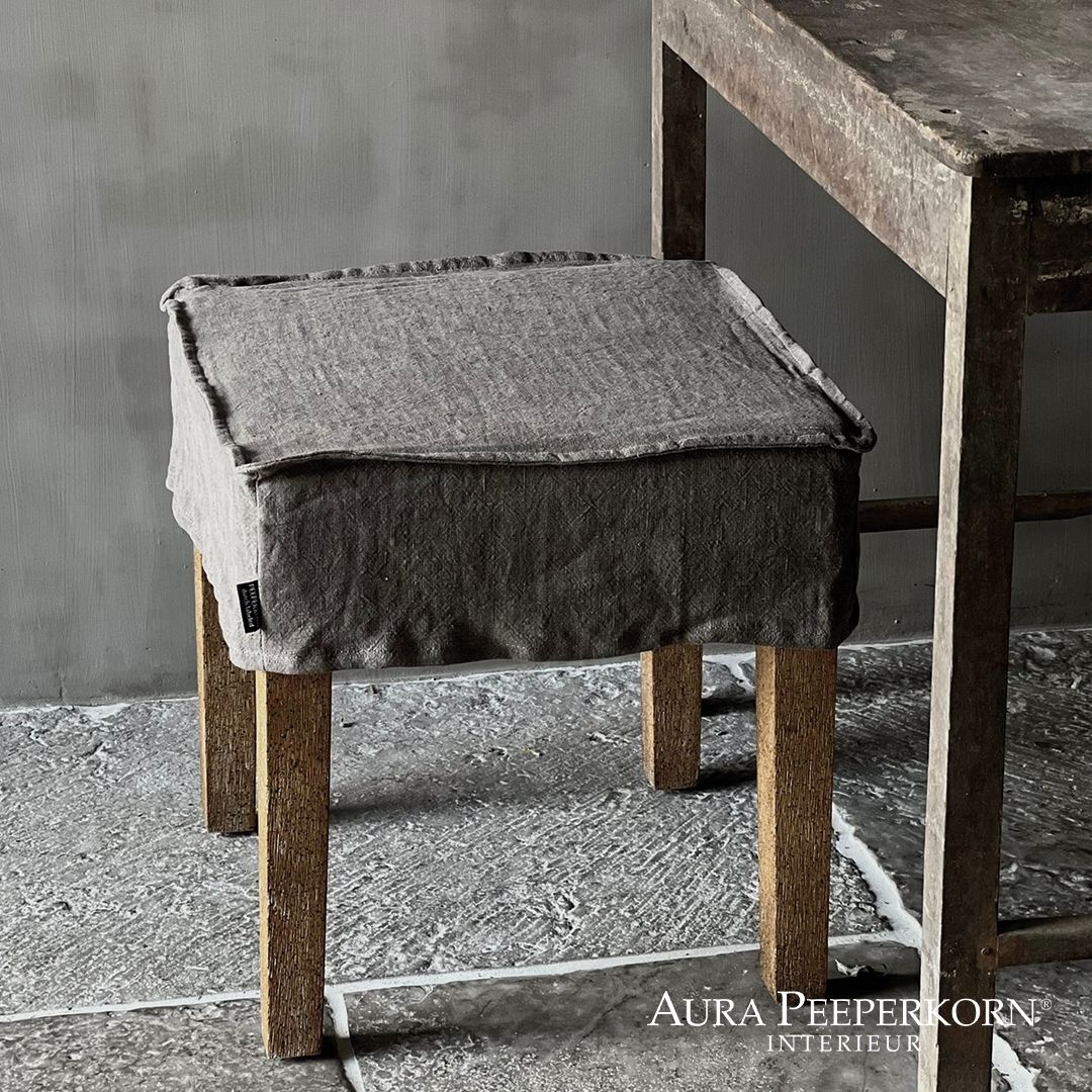 Aura Peeperkorn Pouf Small | Linnen Stof | H45 x B45 x D45 cm