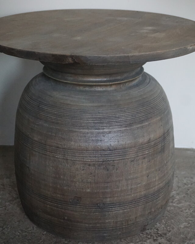 Be-Uniq Bijzettafel Oude Pot | Medium | H42 x D46 cm