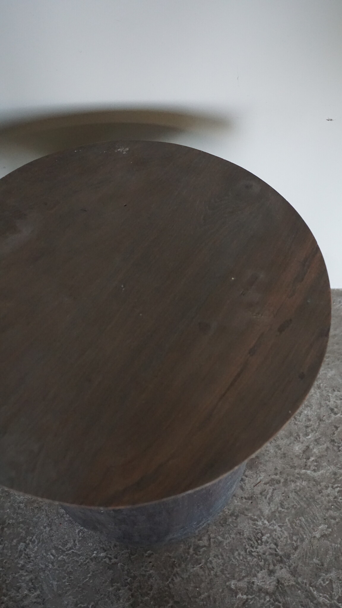 Be-Uniq Bijzettafel Oude Pot | Medium | H41 x D40 cm