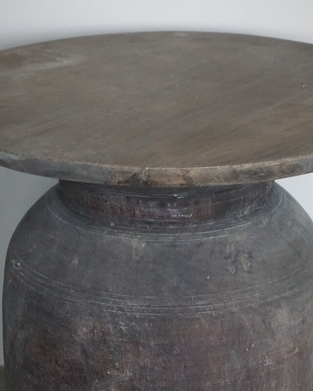 Be-Uniq Bijzettafel Oude Pot | Medium | H41 x D40 cm