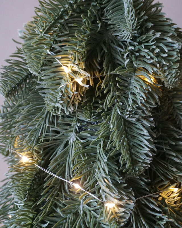 Brynxz Nobilis Kerstboom Met LED-Verlichting | H42xD30 cm