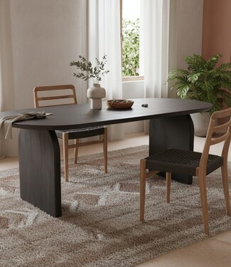 Raw Materials Amsterdam Bullnose Eettafel | Zwart | Gesloten | H76 x B240 x D90 cm