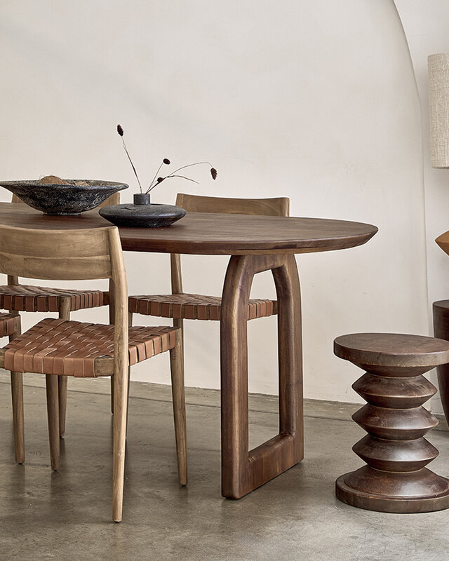 Raw Materials Amsterdam Bullnose | Eettafel | Bruin | 180 cm