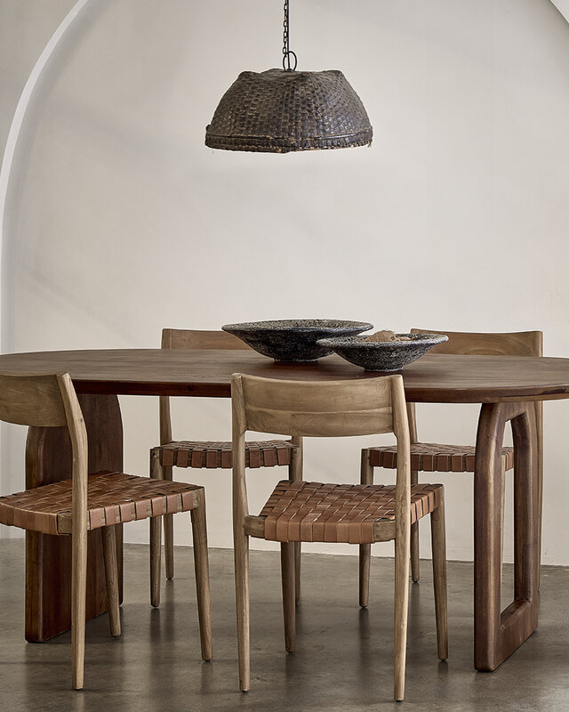 Raw Materials Amsterdam Bullnose Eettafel | Bruin | Mix | H76 x B240 x D90 cm