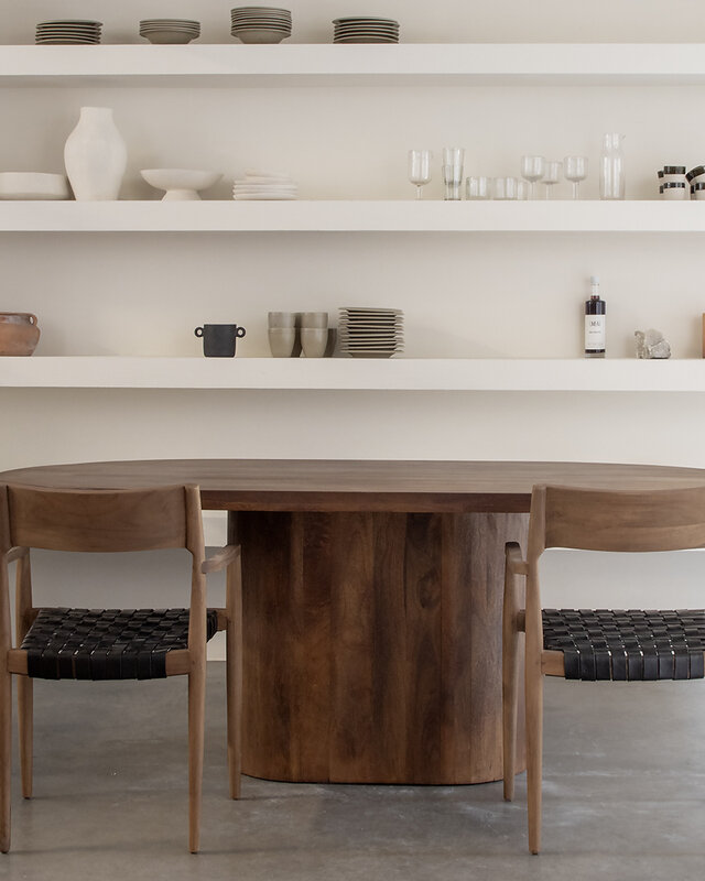 Raw Materials Amsterdam Bullnose Oblong Eettafel | Mangohout | H76 x B180 x D110 cm