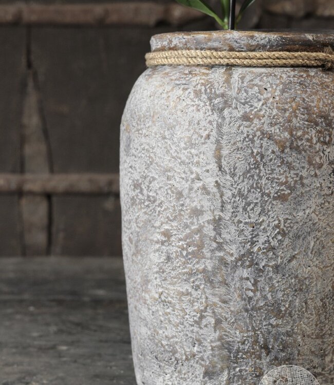 Be-Uniq Village Pottery | 002 | Small | H30 x D22 cm