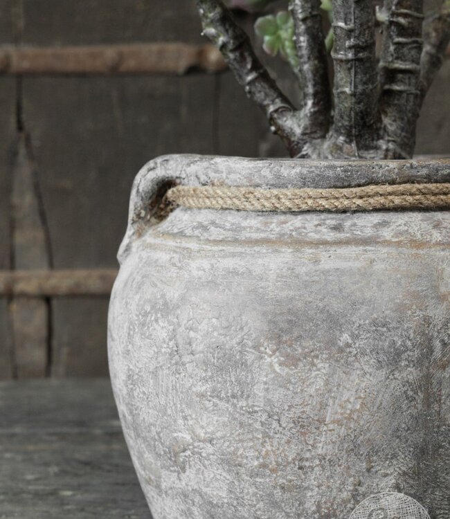 Be-Uniq Village Pottery | 007 | Small | H25 x D32 cm