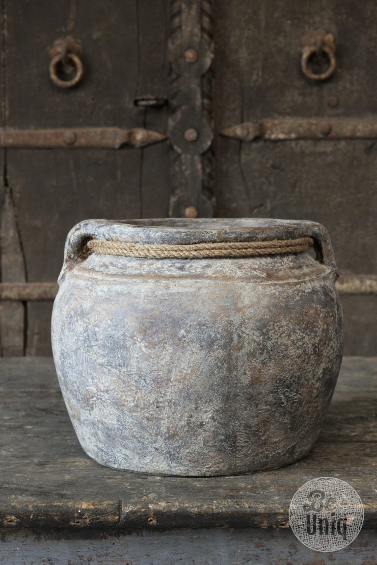 Be-Uniq Village Pottery | 007 | Small | H25 x D32 cm
