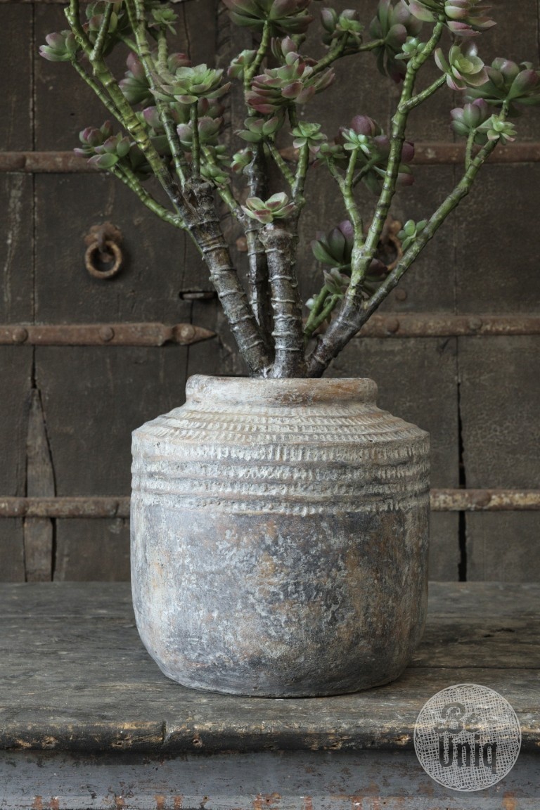 Be-Uniq Village Pottery | 001 | Small | H31 x D31 cm