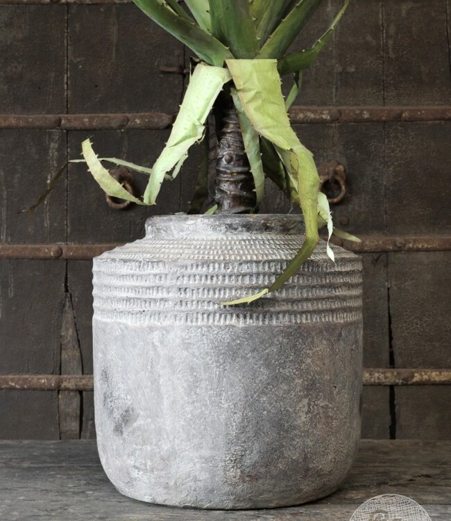 Be-Uniq Village Pottery | 001 | Medium | H41 x D41 cm