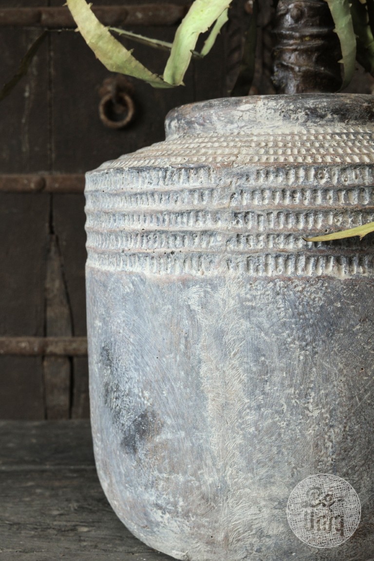 Be-Uniq Village Pottery | 001 | Medium | H41 x D41 cm
