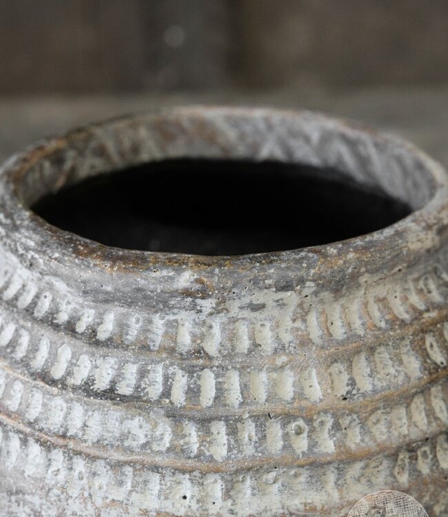 Be-Uniq Village Pottery | 011 | Small | H15 x D21 cm