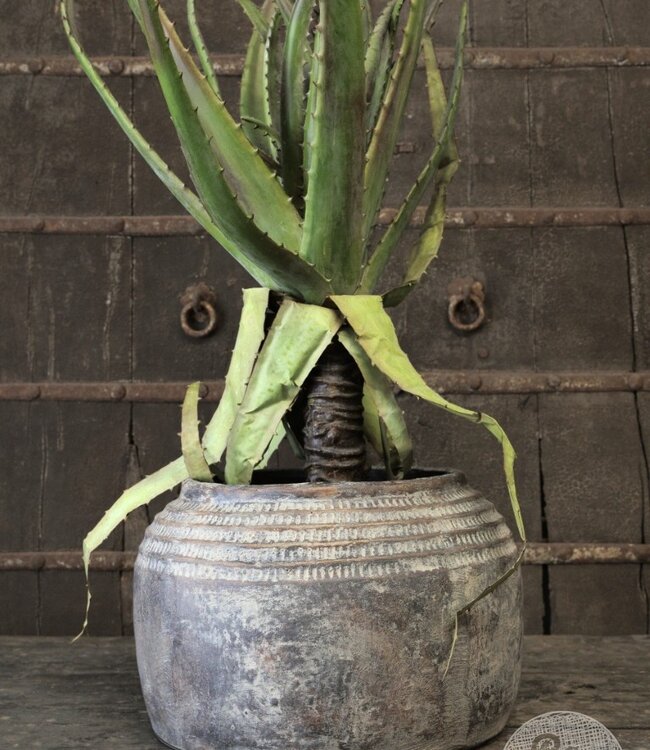 Be-Uniq Village Pottery | 011 | Large | H26 x D41 cm