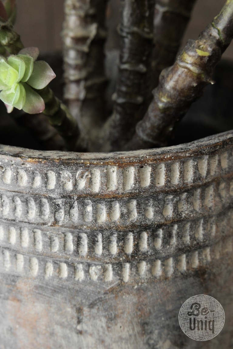 Be-Uniq Village Pottery | 012 | Small | H25 x D25 cm