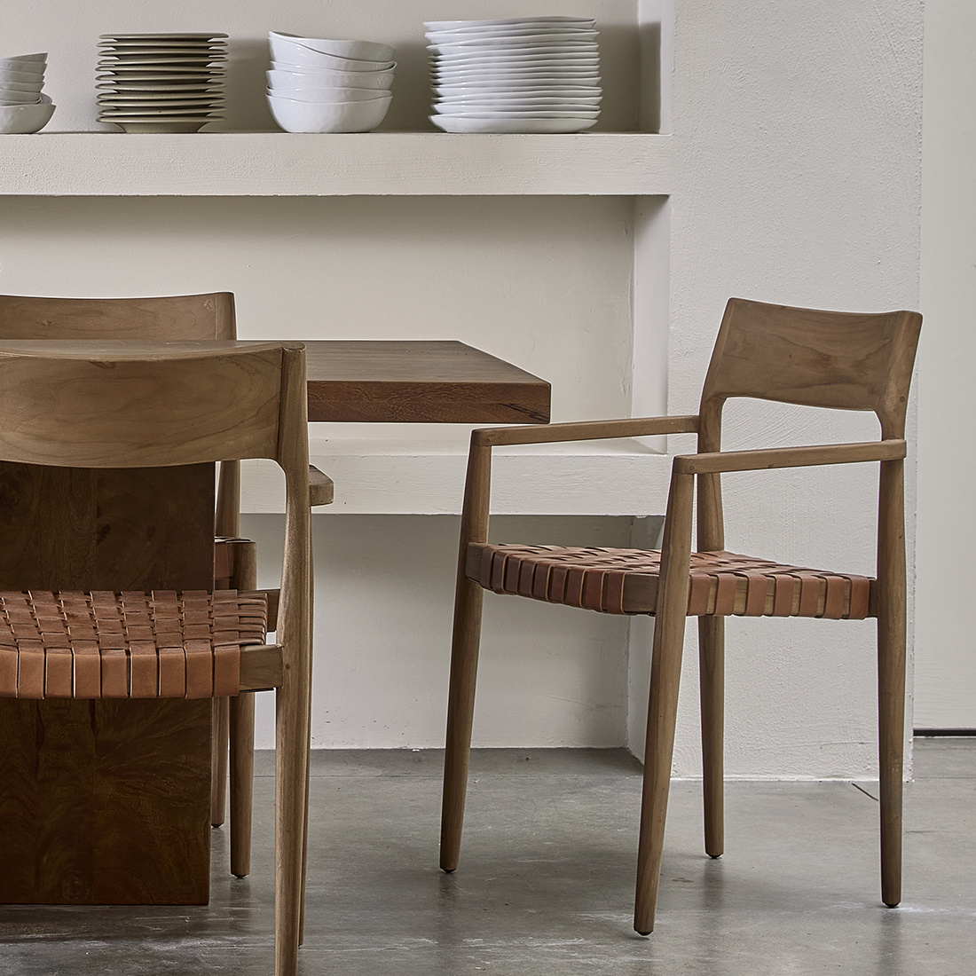 Raw Materials Amsterdam Eetkamerstoel Freya | Leer | Bruin | Set Van 2
