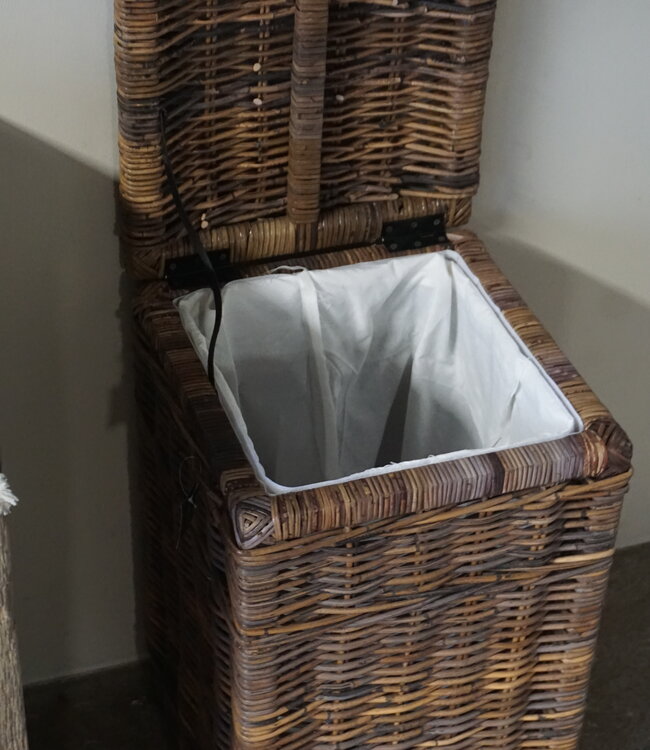 Rene Houtman Wasmand Rotan/Riet | Bruin | H67 x B40 x D40 cm