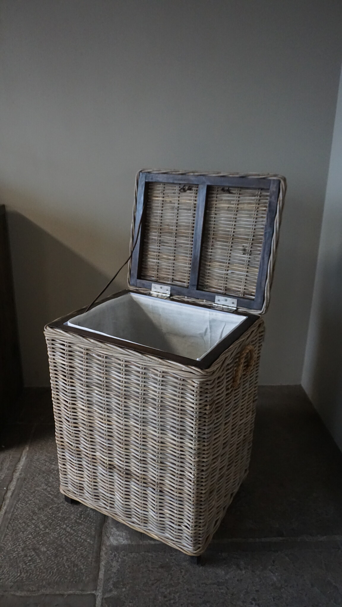 Rene Houtman Wasmand Rotan/Riet | Rechthoekig | Grijs | H70 x B54 x D44 cm