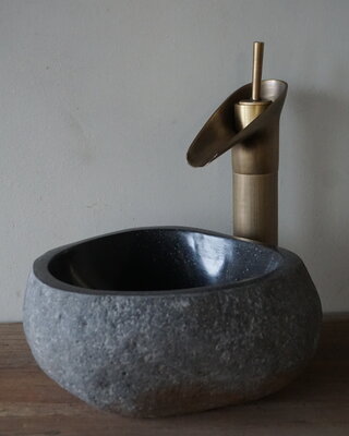 Rene Houtman Kleine Stenen Waskom + Spoelgat | H13 x B28 x D26 cm