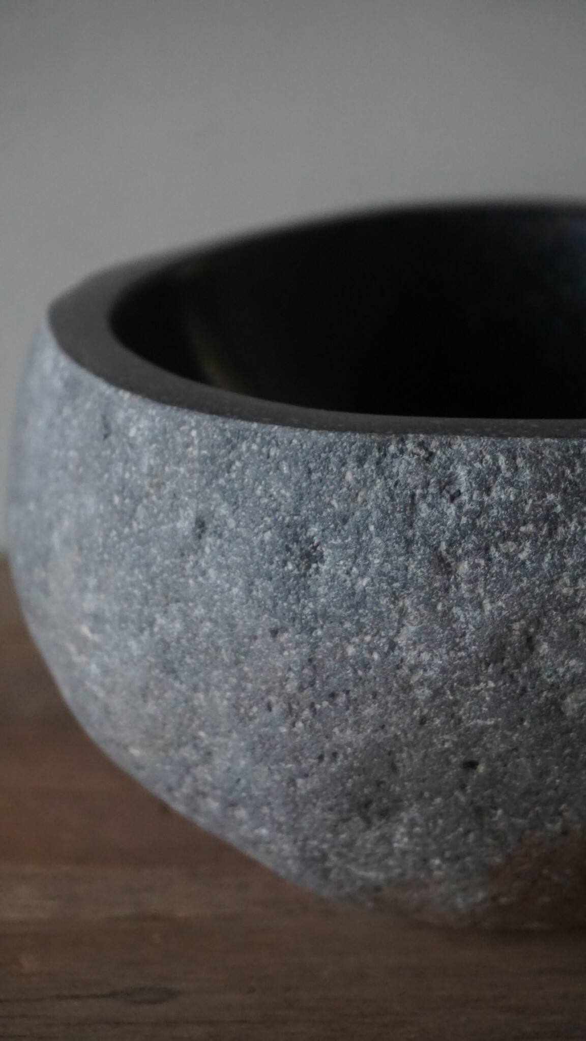 Rene Houtman Kleine Stenen Waskom + Spoelgat | H13 x B28 x D26 cm
