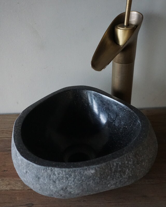 Rene Houtman Kleine Stenen Waskom + Spoelgat | H13 x B28 x D26 cm