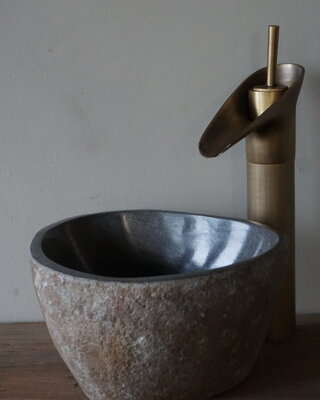Rene Houtman Kleine Stenen Waskom + Spoelgat | H13 x B24 x D23 cm