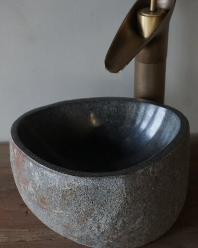 Rene Houtman Kleine Stenen Waskom + Spoelgat | H13 x B25 x D21 cm