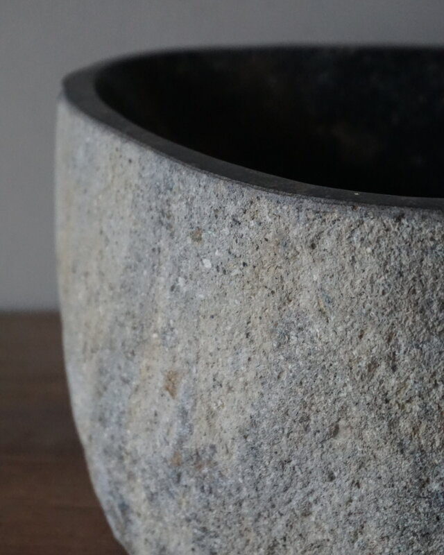 Rene Houtman Kleine Stenen Waskom + Spoelgat | H13 x B26 x D21 cm