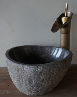 Rene Houtman Kleine Stenen Waskom + Spoelgat | H13 x B27 x D14 cm