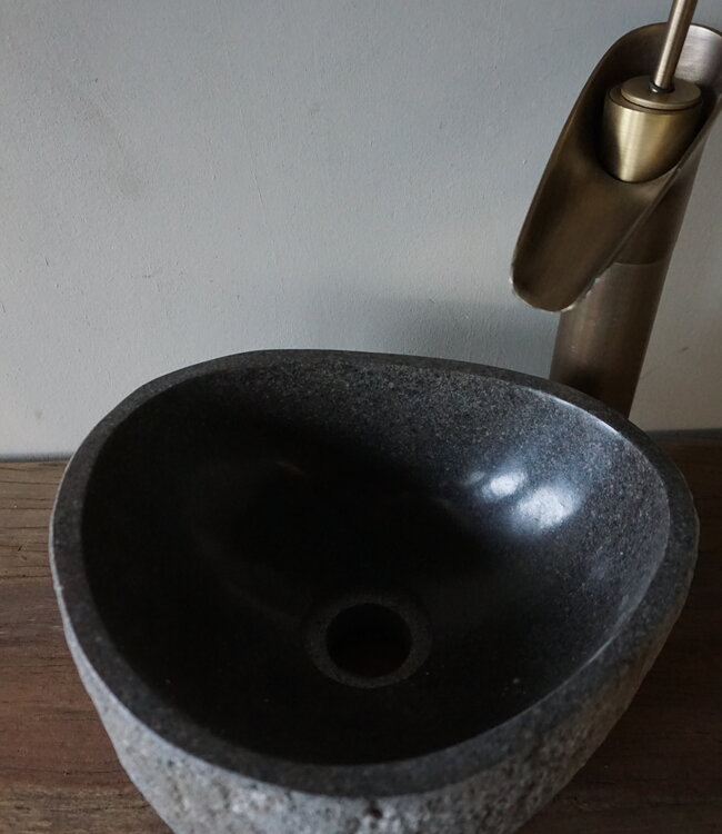 Rene Houtman Kleine Stenen Waskom + Spoelgat | H13 x B27 x D14 cm