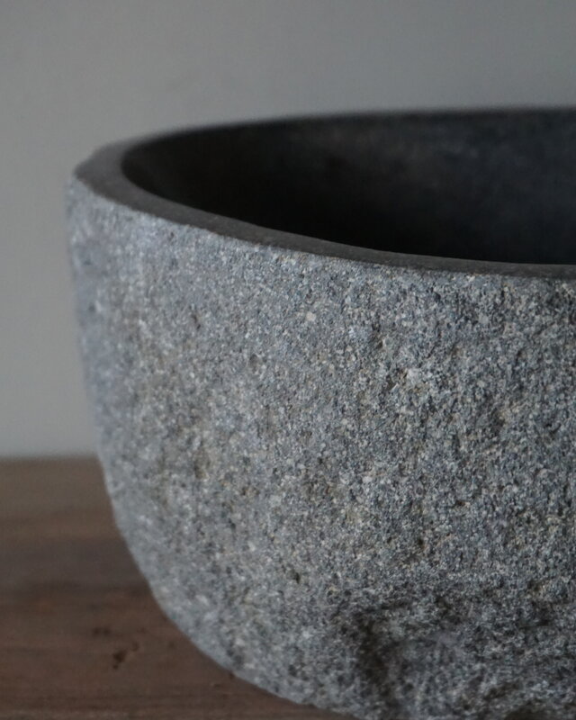 Rene Houtman Kleine Stenen Waskom + Spoelgat | H13,5 x B28 x D23 cm
