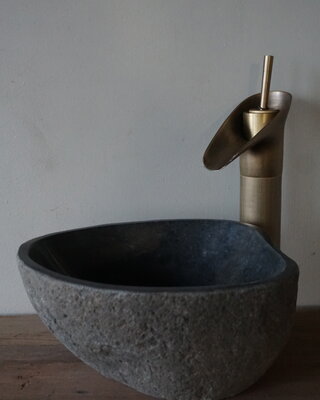 Rene Houtman Kleine Stenen Waskom + Spoelgat | H13 x B27 x D21 cm