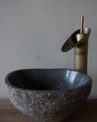 Rene Houtman Kleine Stenen Waskom + Spoelgat | H13 x B26 x D23 cm