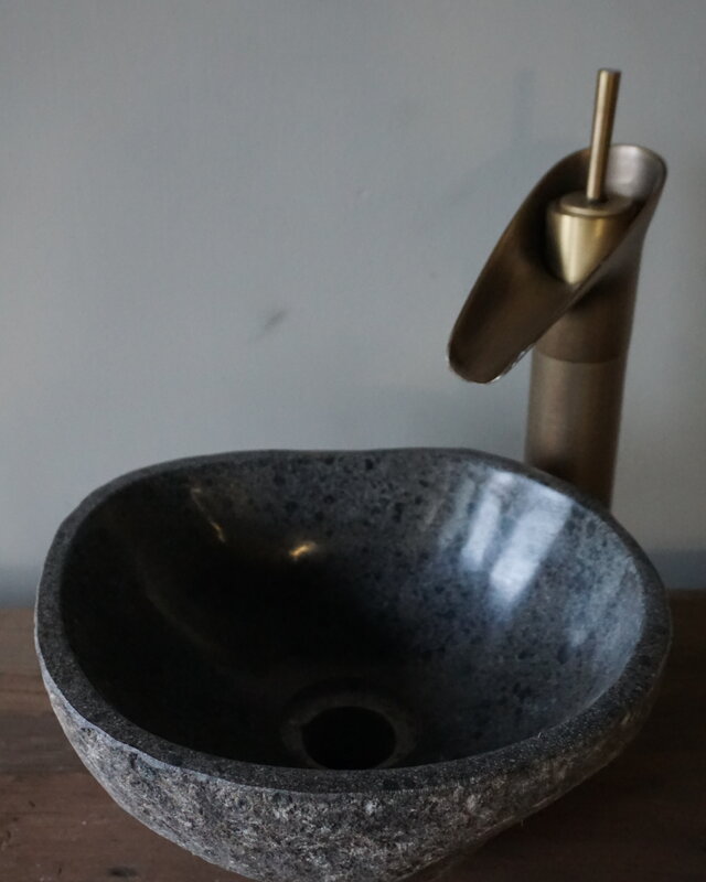 Rene Houtman Kleine Stenen Waskom + Spoelgat | H13 x B26 x D23 cm