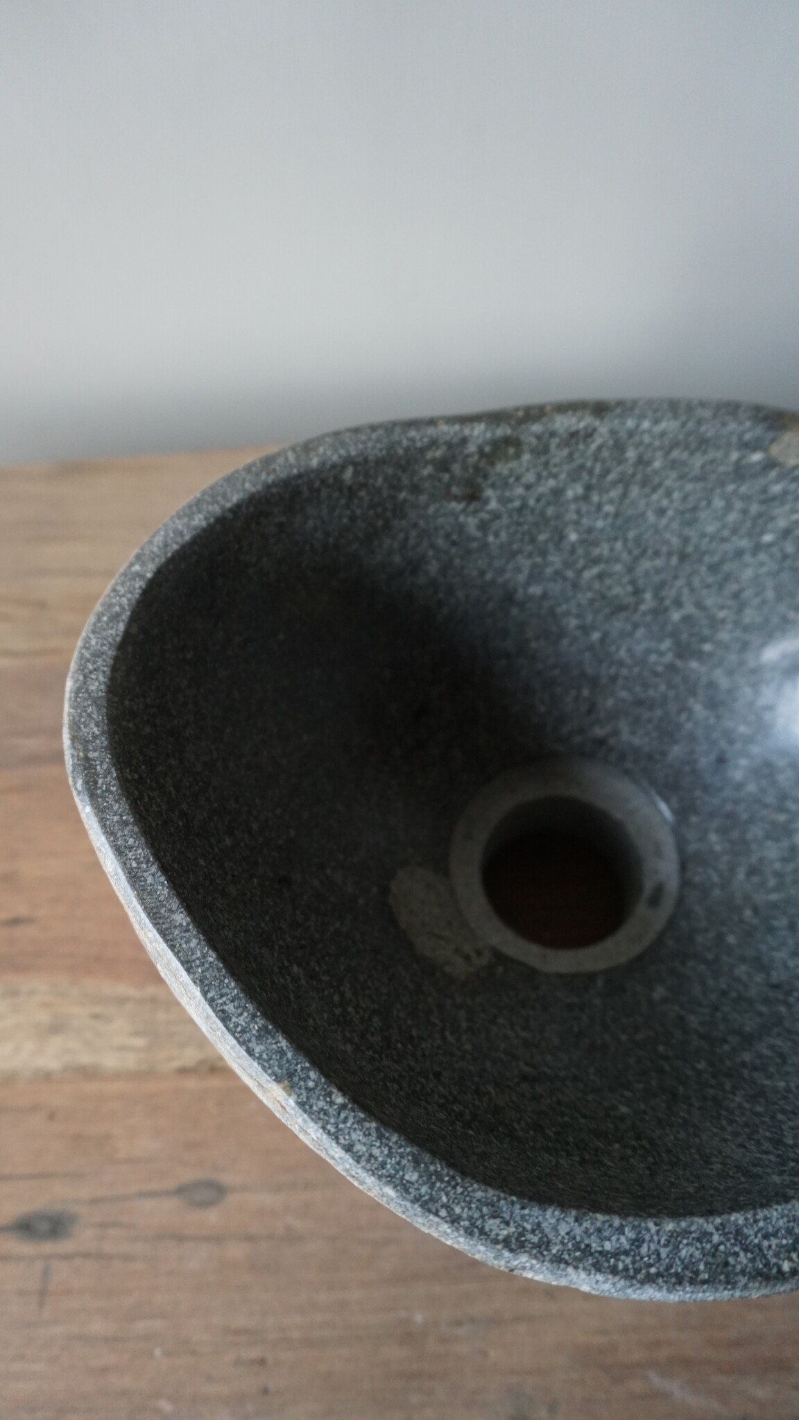 Rene Houtman Kleine Stenen Waskom + Spoelgat | H13 x B24 x D20 cm