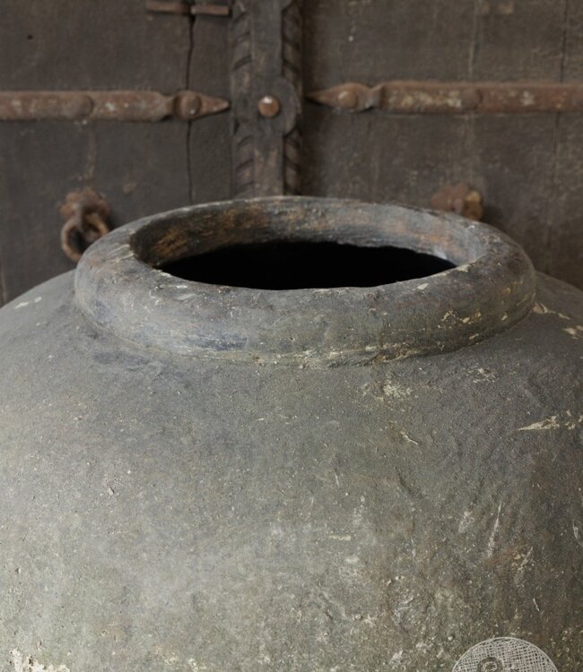 Be-Uniq Oude Verweerde Pot | Indonesie | H56 x D58 cm