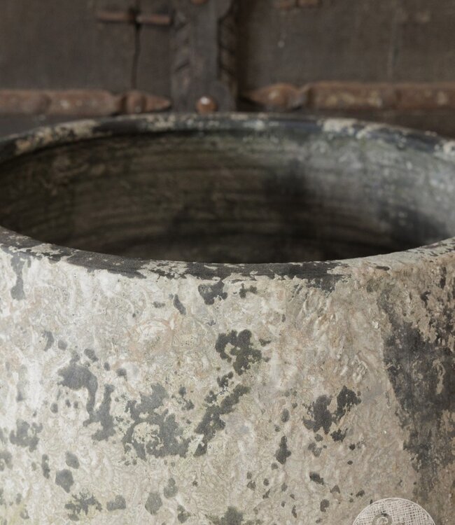 Be-Uniq Oude Verweerde Pot | Indonesie | H38 x D33 cm
