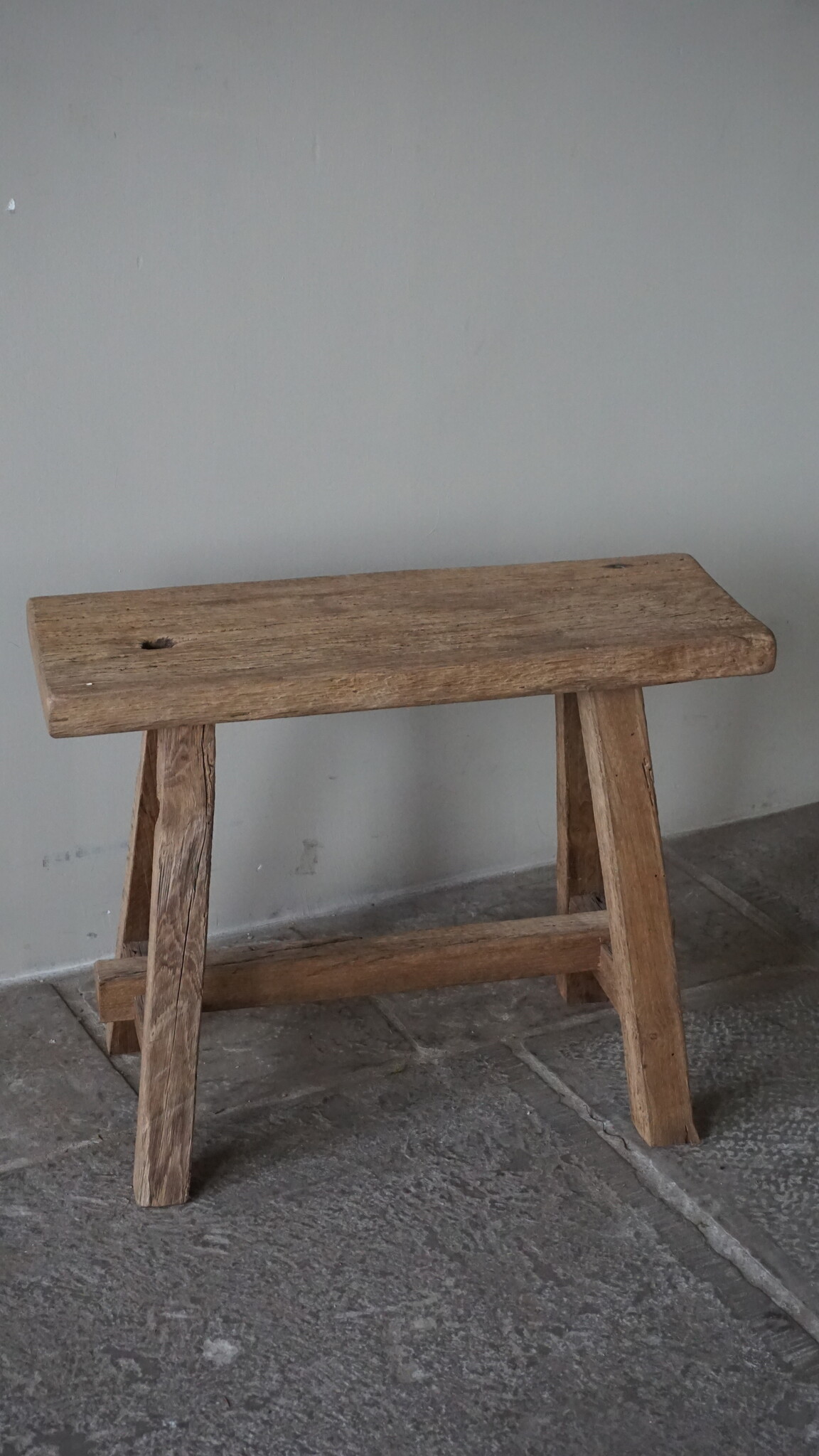 Rene Houtman Oud Eikenhouten Bankje | H47xB60xD23 cm