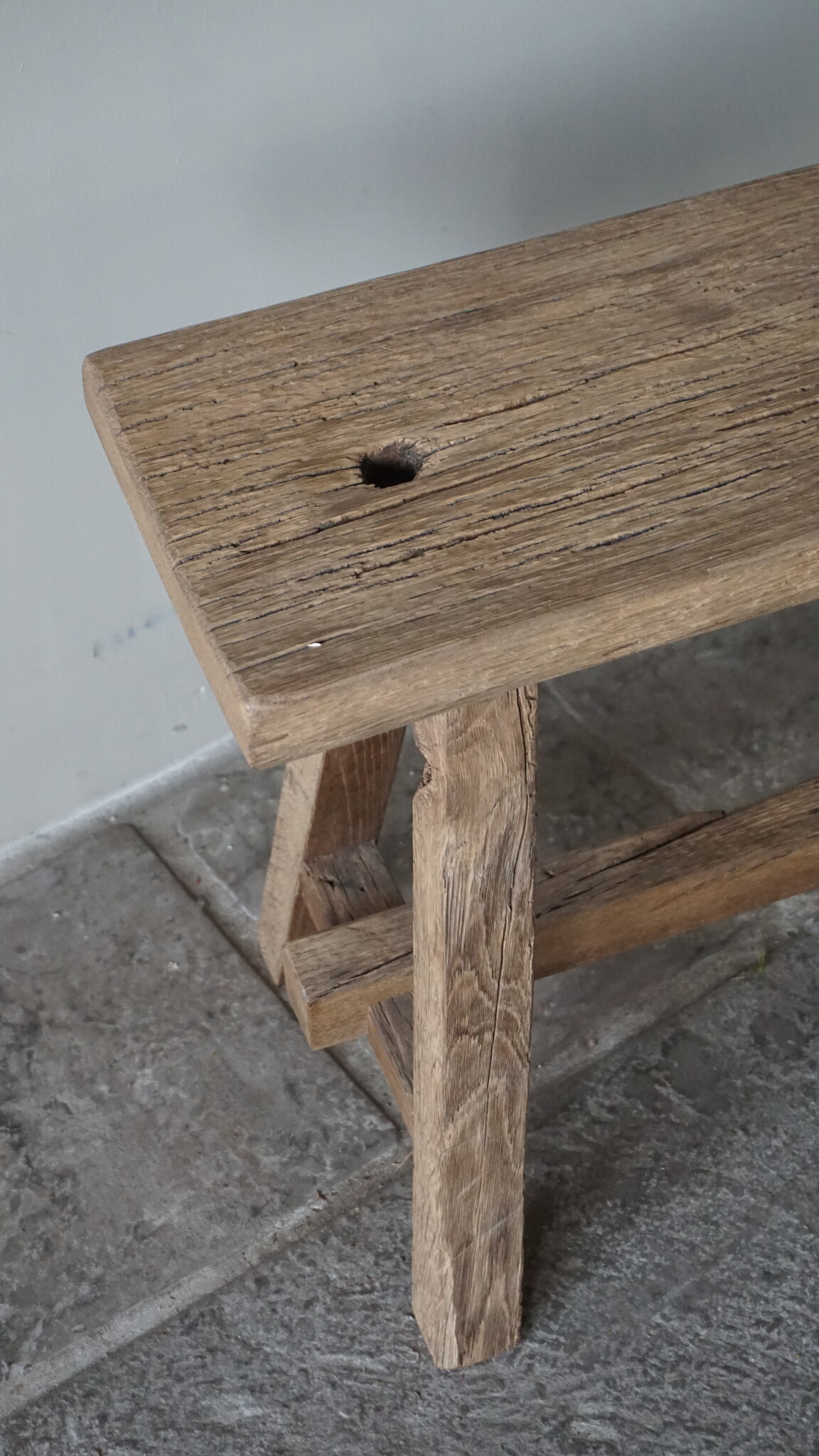 Rene Houtman Oud Eikenhouten Bankje | H47xB60xD23 cm