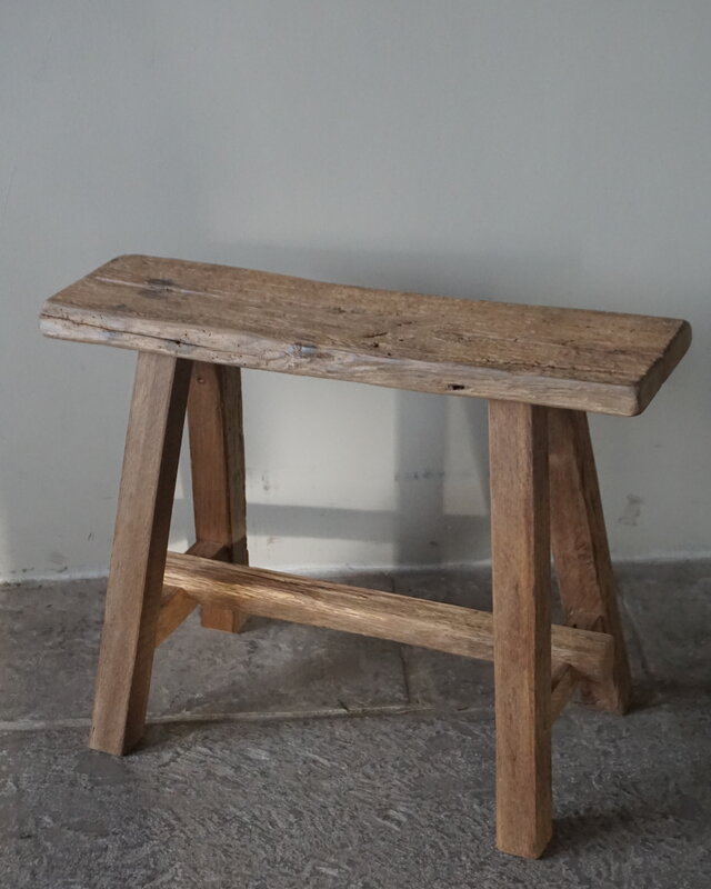 Rene Houtman Oud Eikenhouten Bankje | H46xB60xD20 cm
