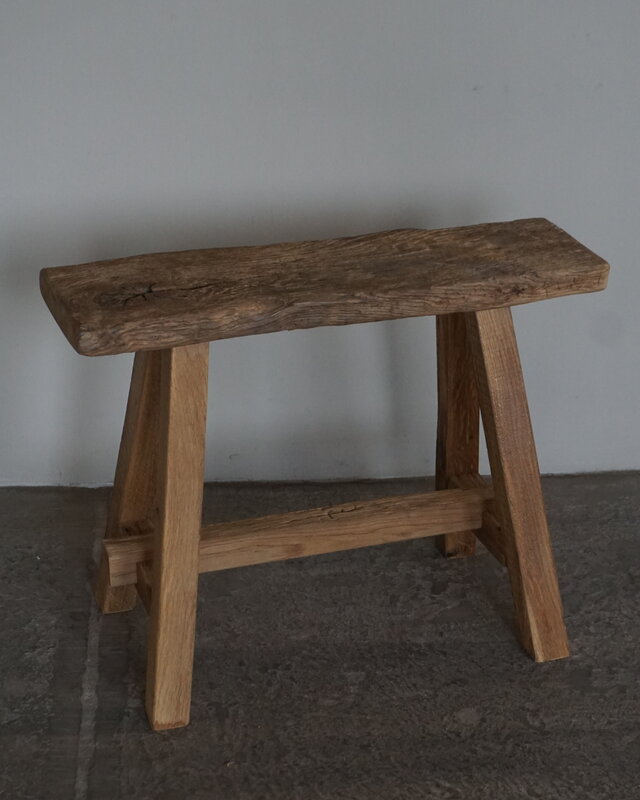 Rene Houtman Oud Eikenhouten Bankje | H46xB60xD19 cm