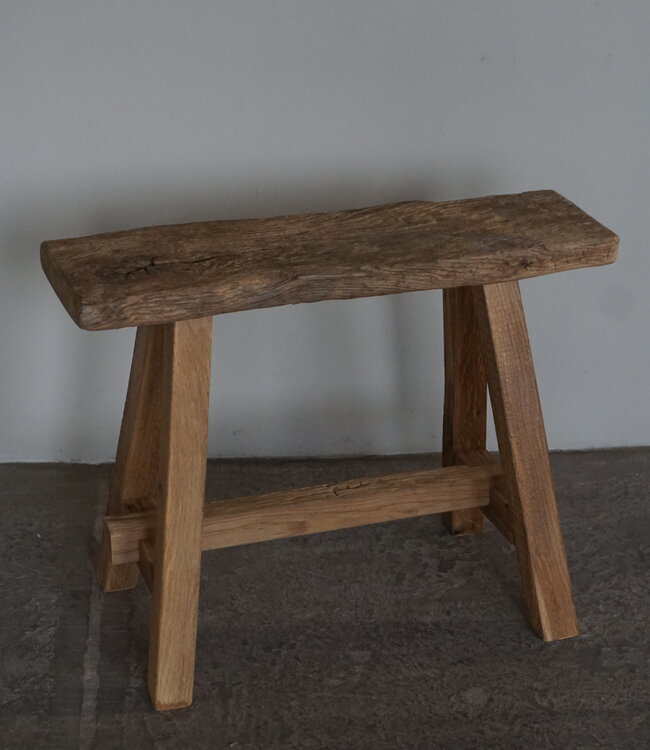 Rene Houtman Oud Eikenhouten Bankje | H46xB60xD19 cm