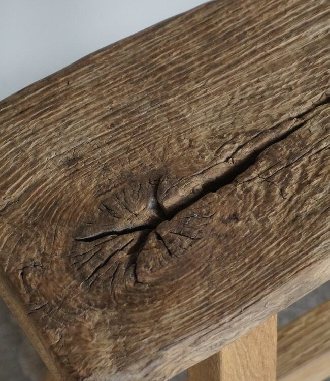 Rene Houtman Oud Eikenhouten Bankje | H46xB60xD19 cm