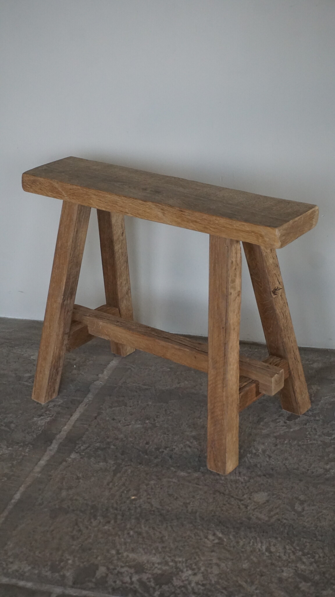 Rene Houtman Oud Eikenhouten Bankje | H46xB59xD14 cm