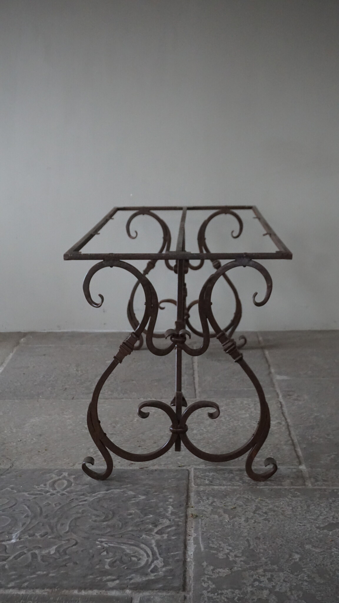 Rene Houtman Gietijzeren Onderstel Romaro | H73 x B170 x D70 cm