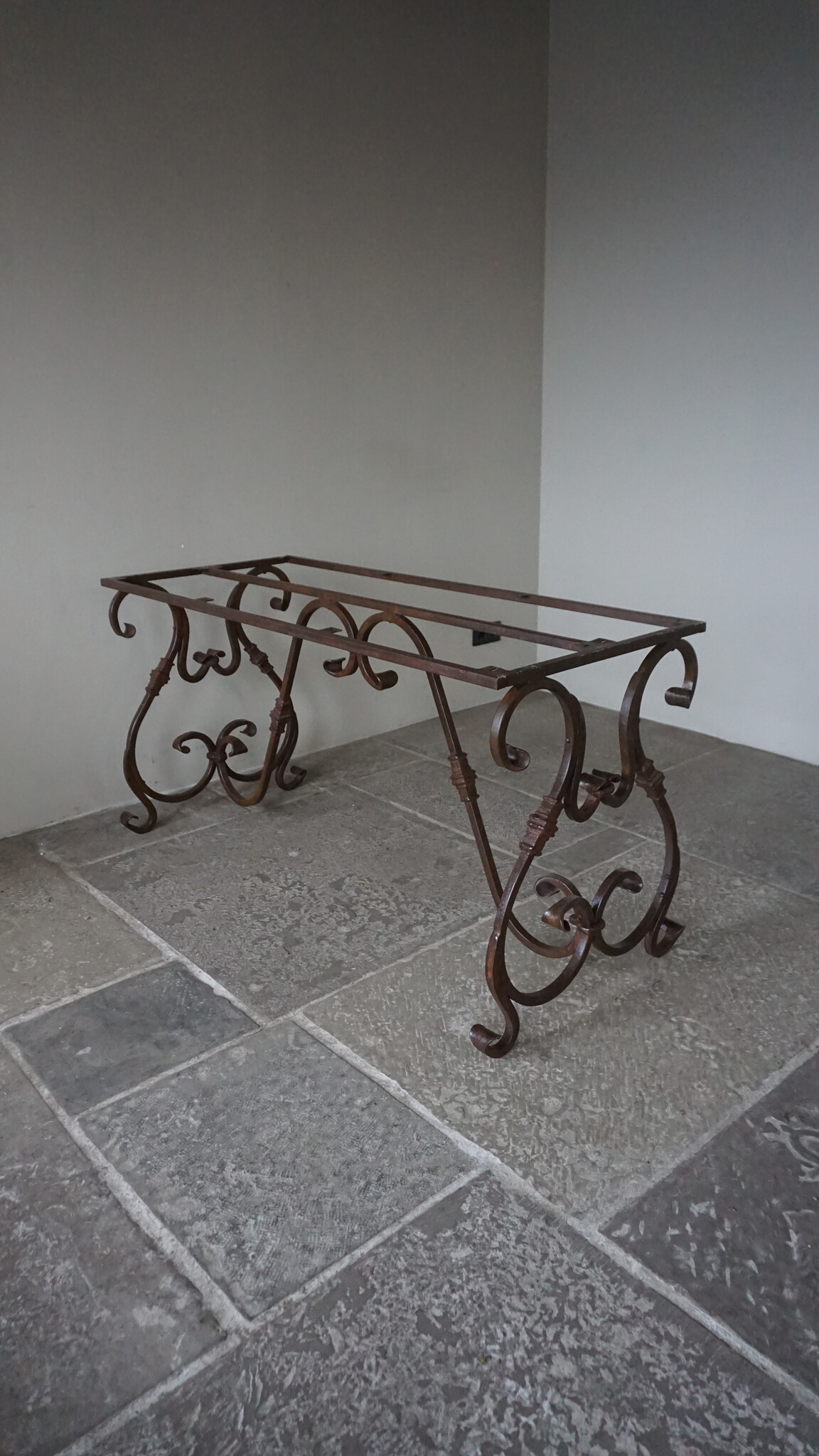 Rene Houtman Gietijzeren Onderstel Romaro | H73 x B140 x D60 cm
