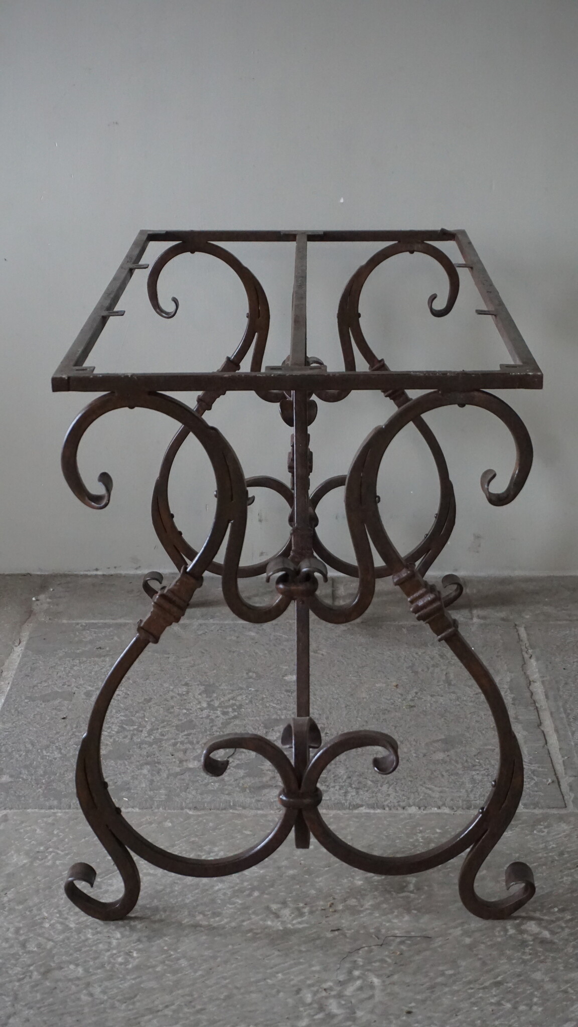 Rene Houtman Gietijzeren Onderstel Romaro | H73 x B140 x D60 cm