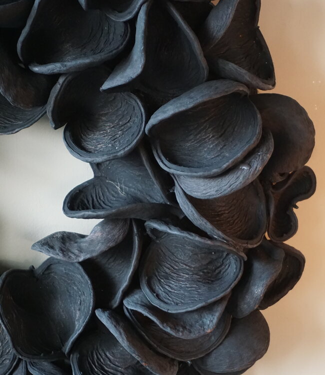 Rene Houtman Krans Badamvrucht | Zwart | Meerdere Maten